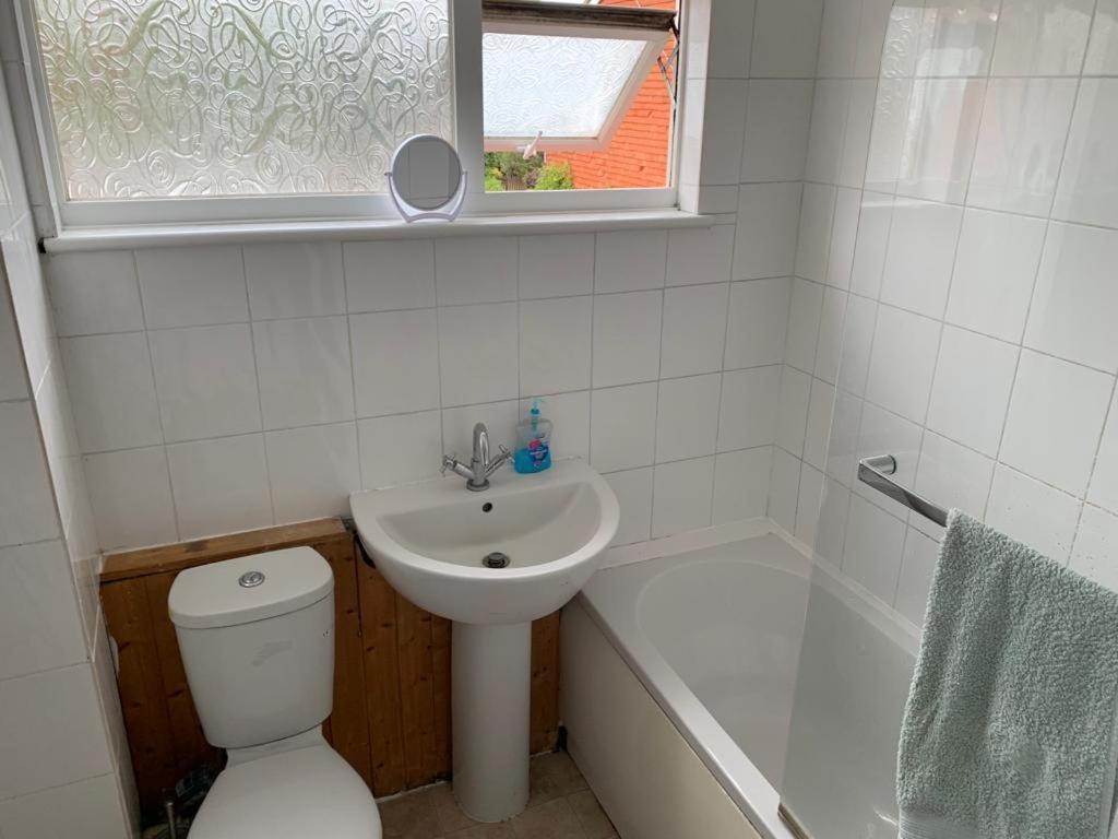 Eastbourne Late Check In Available Apartamento Polegate Exterior foto